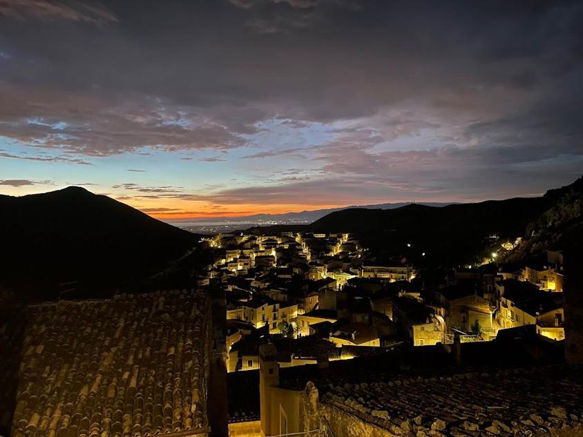 B&B Dhafna Civita Exterior photo